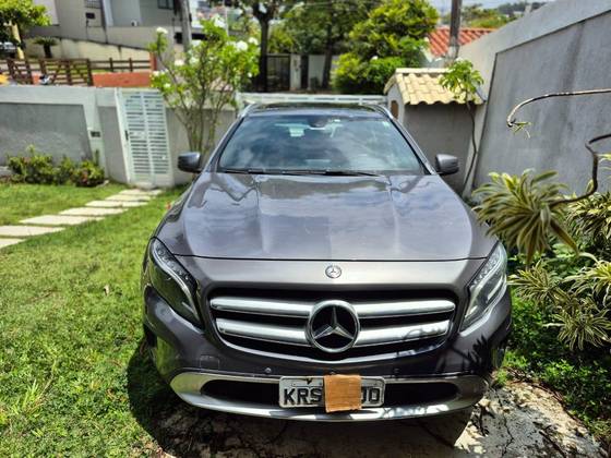 MERCEDES-BENZ GLA 200 1.6 CGI VISION 16V TURBO FLEX 4P AUTOMÁTICO